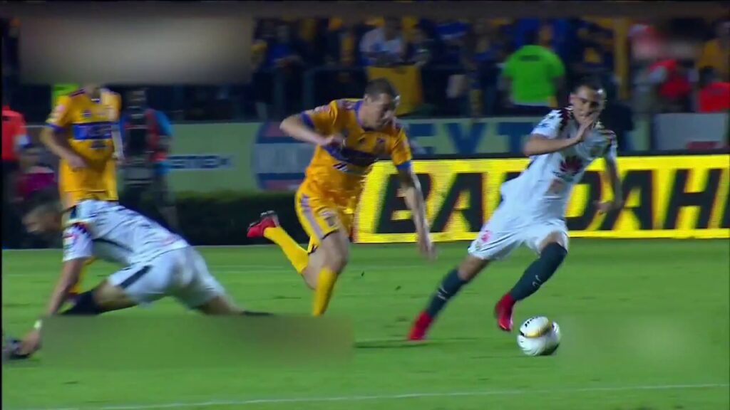 Expulsión para GUIDO RODRÍGUEZ y deja al AMÉRICA con 10.