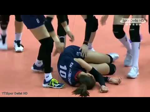 detik-detik Kim young kung terkena smash detik-detik Kim young kung terkena smash