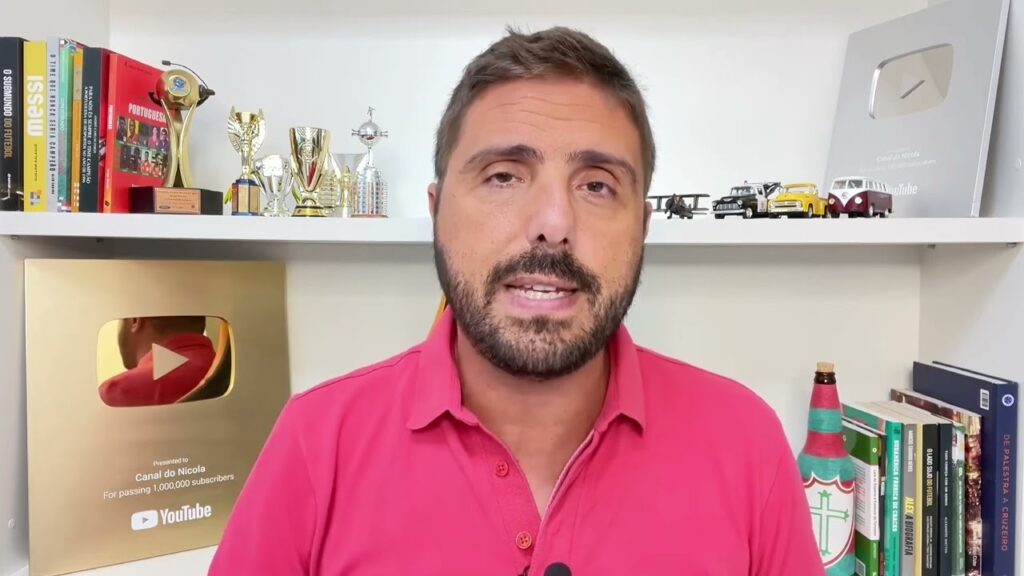 QUAIS OS AMIGOS DE DANIEL ALVES QUE PAGARAM A FIANÇA PARA ELE DEIXAR A CADEIA