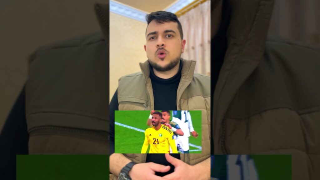 #كرة_القدم - لاعبي منتخب #السعودية يحتفلون مع الجمهور و #البليهي و #ياسر_الشهراني و #كنو يرفضون ذلك