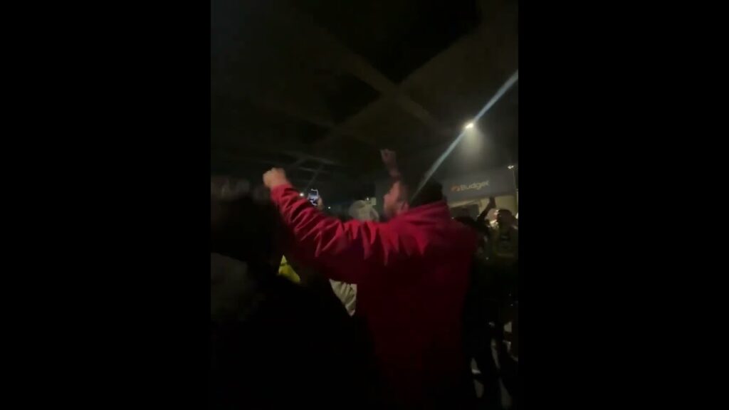 Nasıl Koydu Ama Döner Tekmeleri trabzonu itti Michy Batshuayi😂💙💛