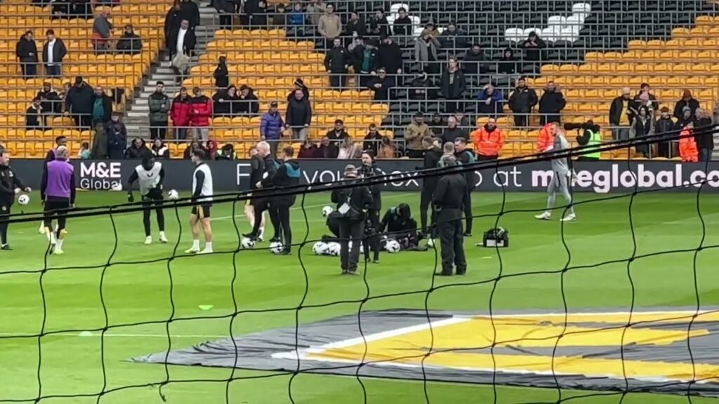 [23-24 EPL] Wolverhampton Wanderers F.C. vs Sheffield United F.C. / Hee-chan Hwang Training (25/02)