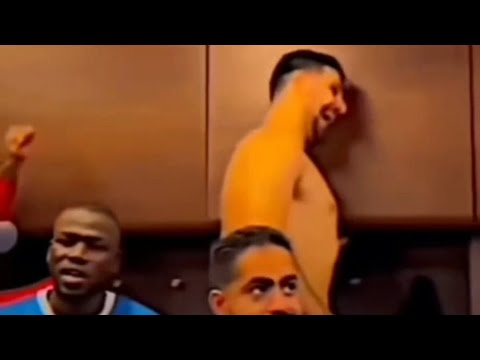 كل العيبه يحتفلون طبيعي (الى ميترو) هههههه🤣🤣🤣🤣معاد باقي شي على ٣٠٠ مشترك تكفون