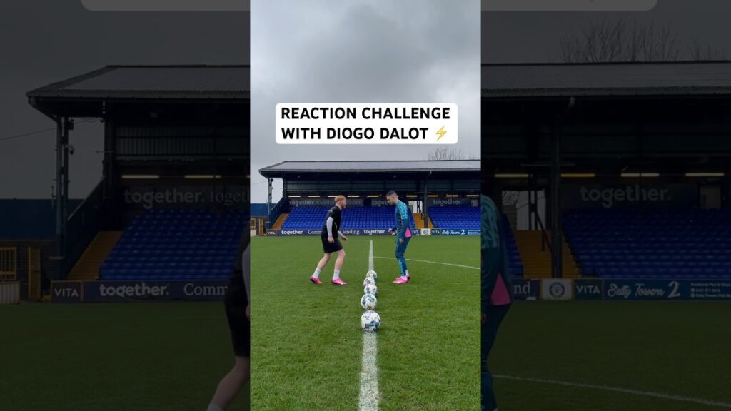 Reaction Challenge with Diogo Dalot ⚡️ #puma #pumafootball #manchesterunited #mufc