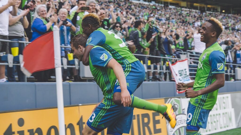 April 30, 2016: Jordan Morris scores winner vs Columbus Crew in 88th min