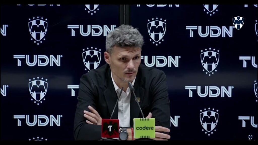 "Tengo que educar a 'Gera' Arteaga": Tano Ortiz felicita a sus jugadores pese al revés ante Chivas