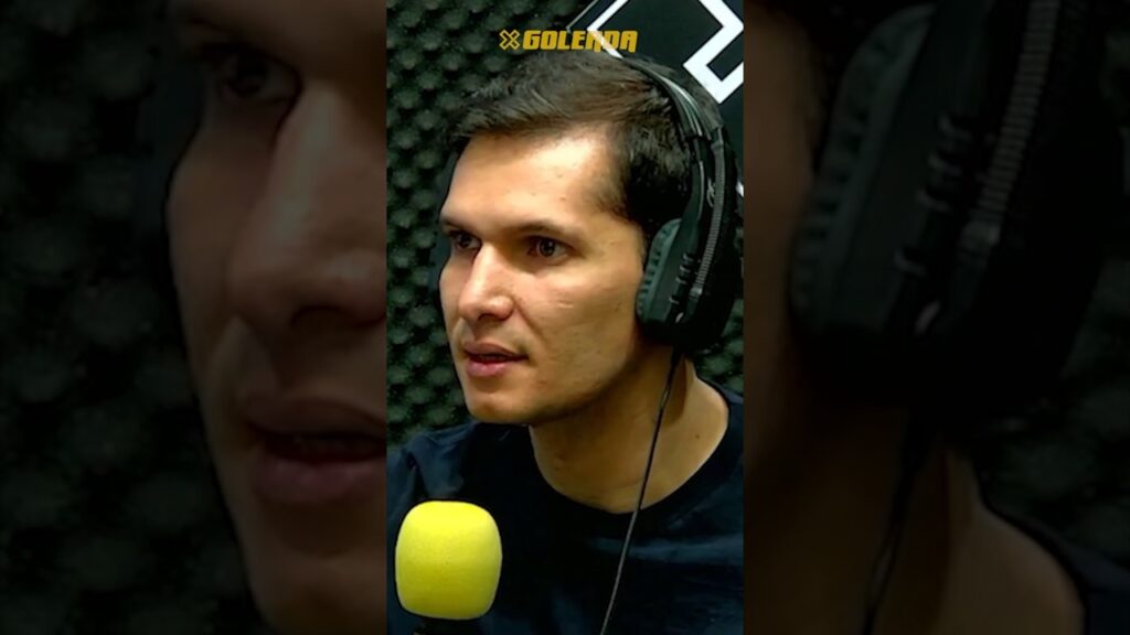 Brandon Aguilera se tiene que rescatar solo .