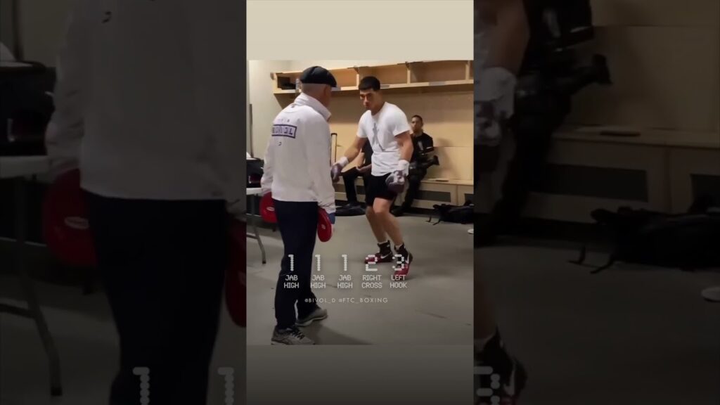 TRY THIS 5-PUNCH COMBO BY DMITRY BIVOL 🥊