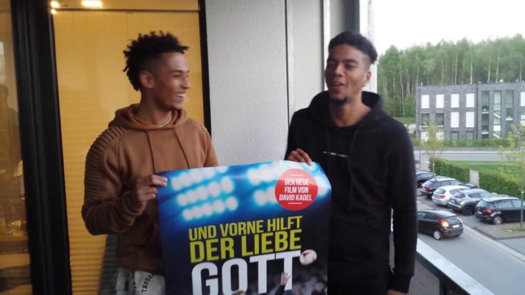 Benny Henrichs und Thilo Kehrer TEASER Und vorne hilft der liebe Gott