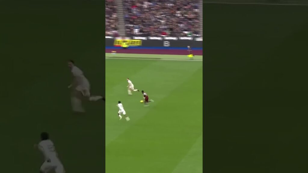 Kudus seals the win v Manchester United #shorts #westham #football