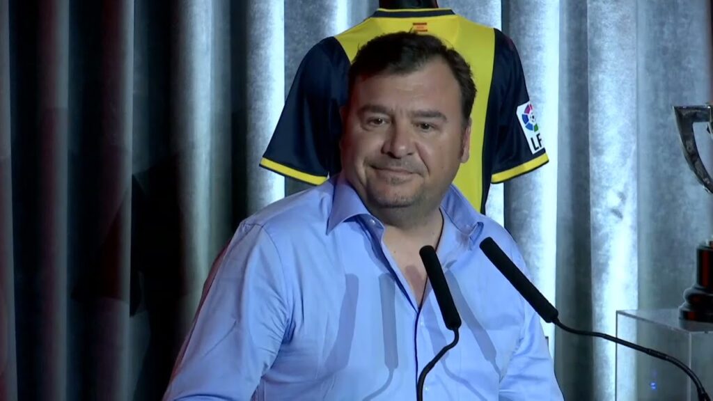 DISCURSO EN EL HOMENAJE A DIEGO GODÍN EN EL METROPOLITANO #ClubUria DISCURSO EN EL HOMENAJE A DIEGO GODÍN EN EL METROPOLITANO #ClubUria