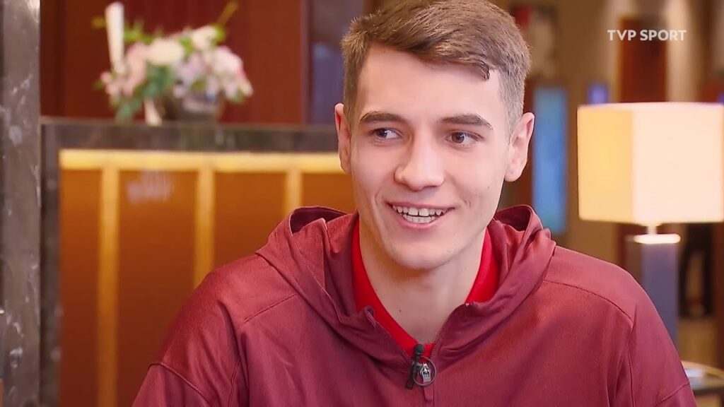 "I'd Like To Win Premier League, Champions League" - Jakub Kiwior Interview [English Subtitles]