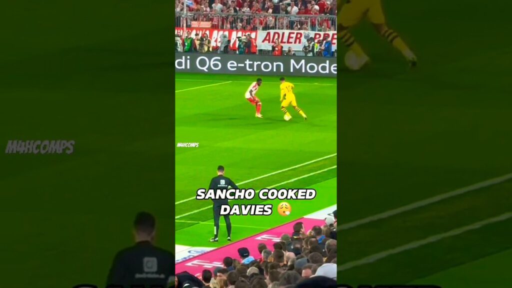 Sancho vs Alphonso Davis 🤯 #shorts