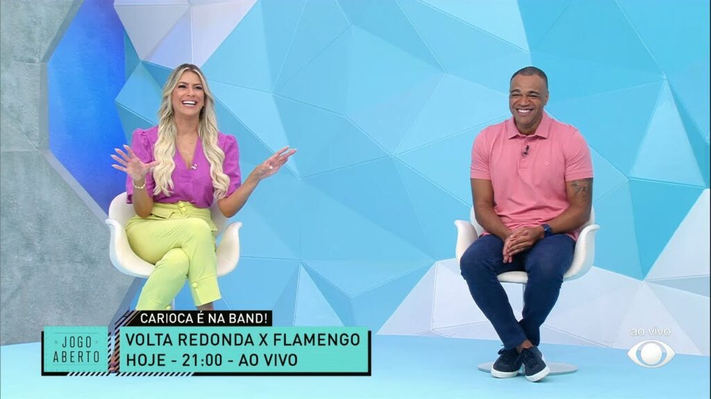 Arrascaeta ou Éverton Ribeiro, quem sai do time titular no Flamengo?