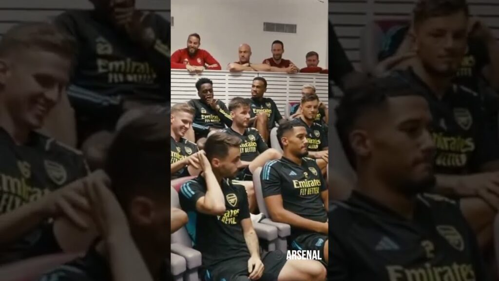 Arsenal announce the signing of Declan Rice! 💥 #shorts