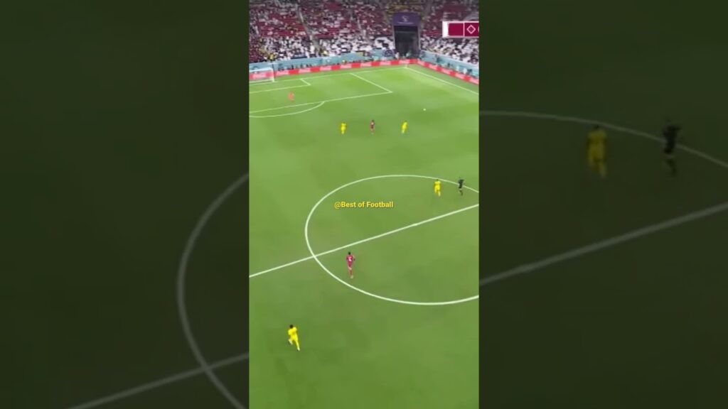 Qatar‘s two best chances in the whole game 😂 #shorts #viral #viralshorts #worldcup #qatar