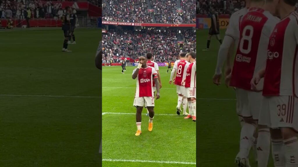 Steven Bergwijn converting the penalty! 🎭