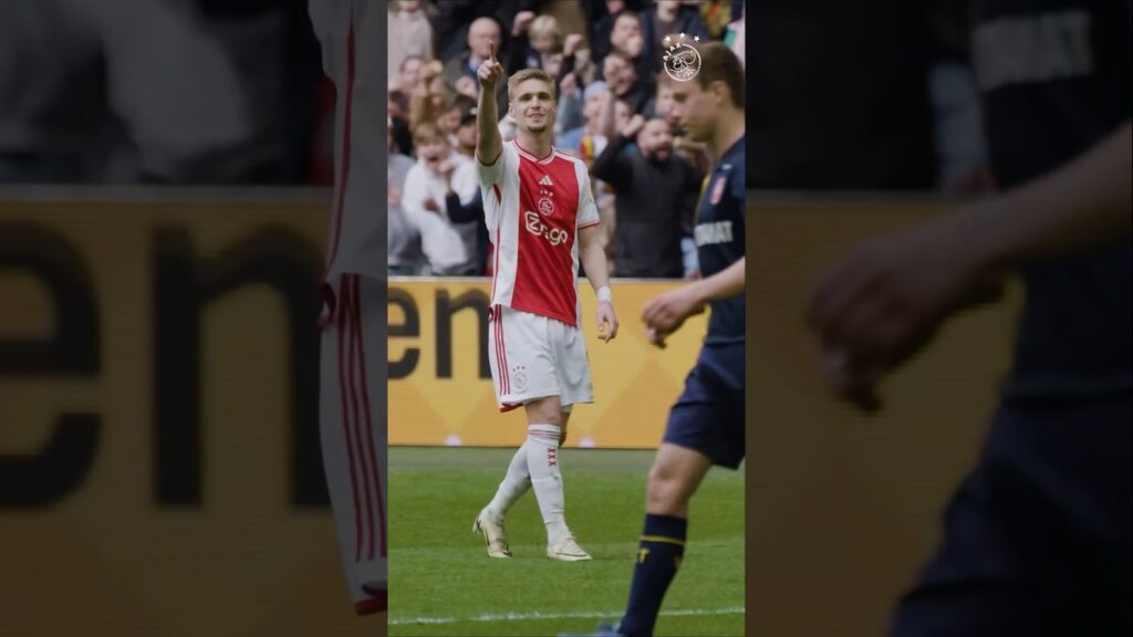 Great link-up: Kenneth Taylor x Brian Brobbey 🔗