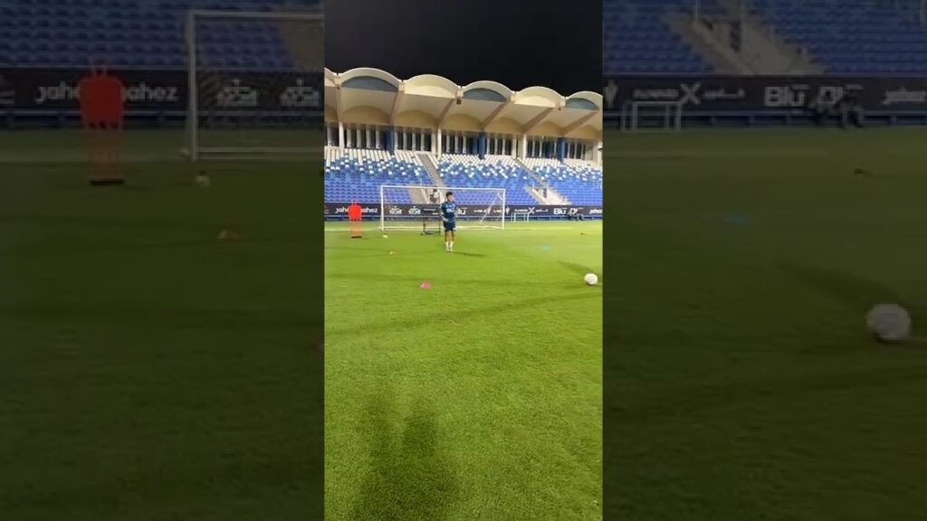 جانغ فى تدريبات الهلال اليوم 💙#الهلال