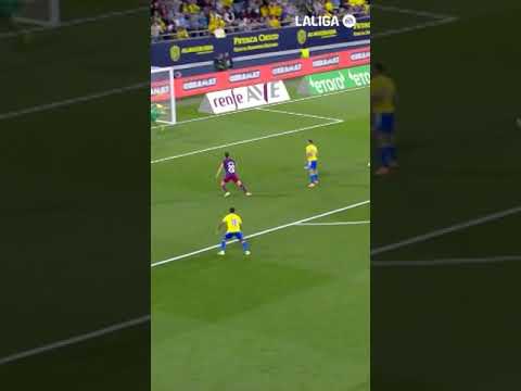 Ter Stegen is from another planet 🛸 #terstegen #fcbarcelona #laligahighlights #shorts