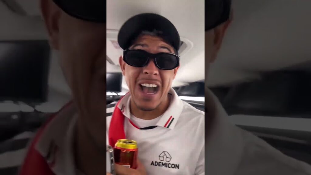 Alan Franco tira onda em pleno avião após título da Supercopa: "Não falta mais nada"