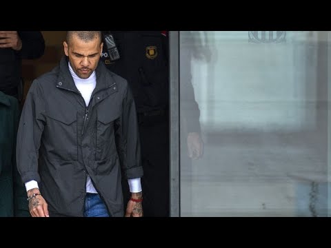 Football : reconnu coupable de viol, Dani Alves libéré sous caution Football : reconnu coupable de viol, Dani Alves libéré sous caution