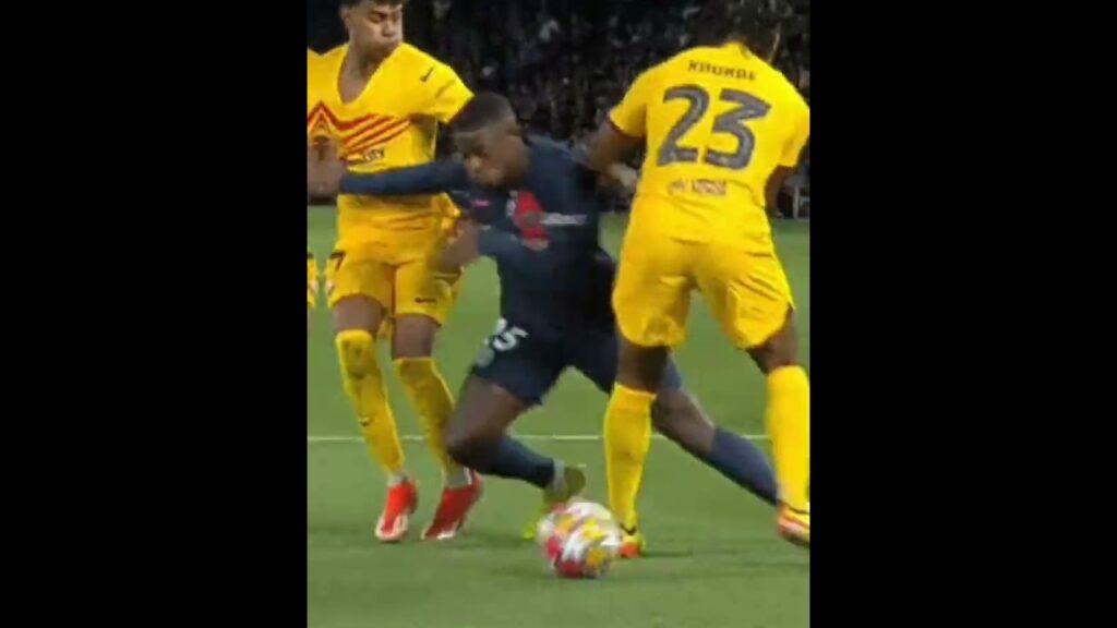 Nuno Mendes Vs Barcelona #nunomendes