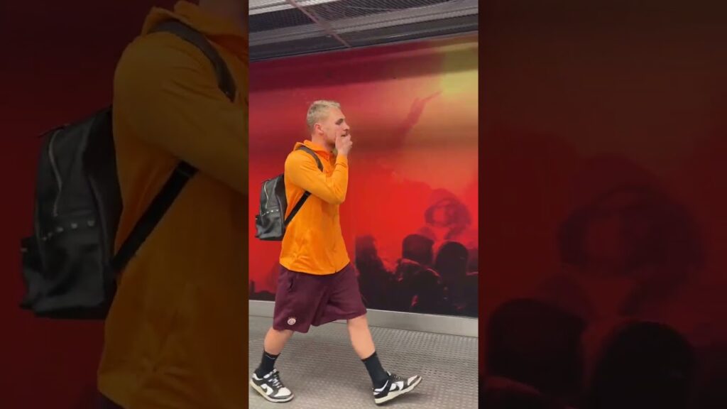 Victor Nelsson stadyumdan böyle ayrıldı! #Galatasaray