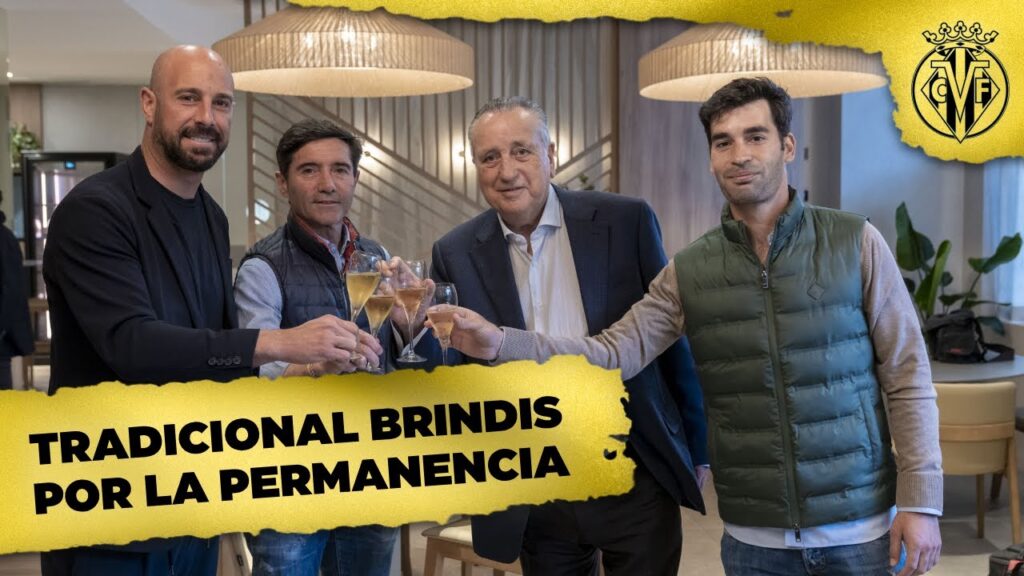 Tradicional brindis por la permanencia