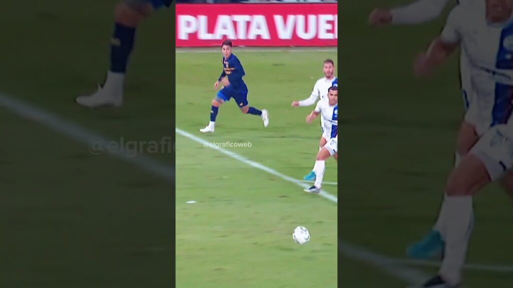 El gol de Edinson Cavani para el 1-0 de Boca ante Godoy Cruz