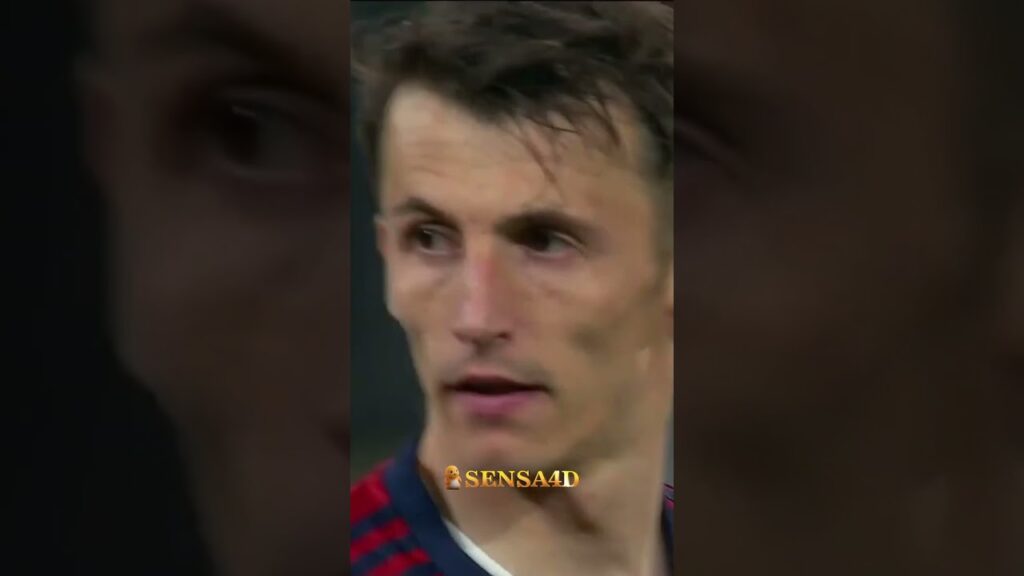 Ante Budimir Melakukan Pinalti Terburuk #ligabola #ligasamudera #sensa4d #Pinalti