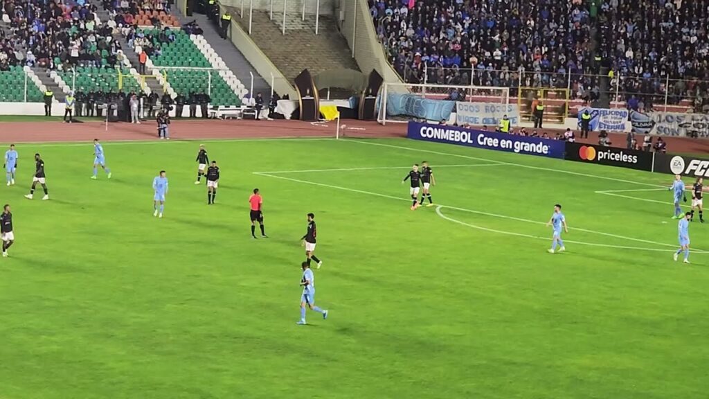 Bolivar 2 - 1 Flamengo: Tiro Libre de Nicolas de la Cruz
