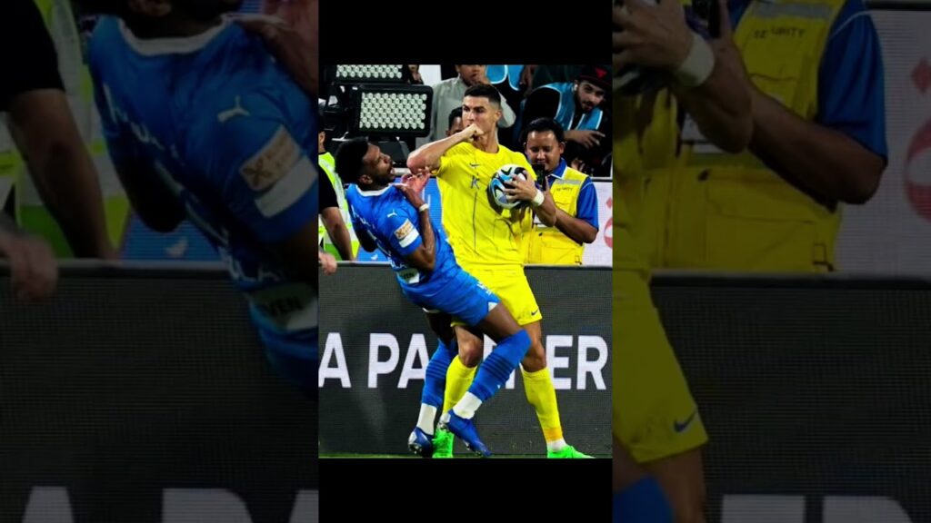 Cristiono ronaldo😎 vs Ali Albulayhi😈 Rad  Card #ronaldo 🤣🤣💪 #short vril#cr7 fans please subscribe