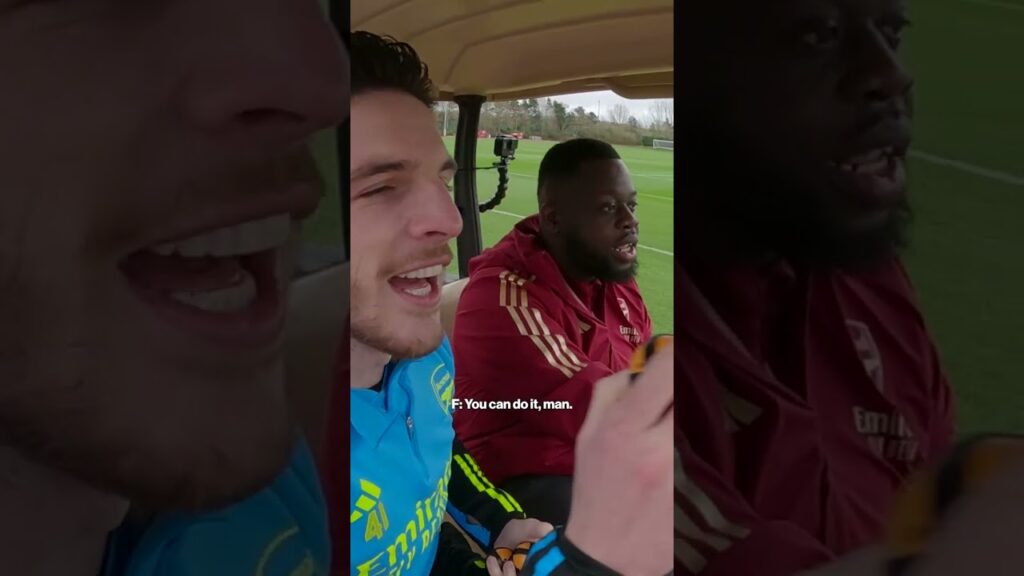 DECLAN RICE SINGS 🤣