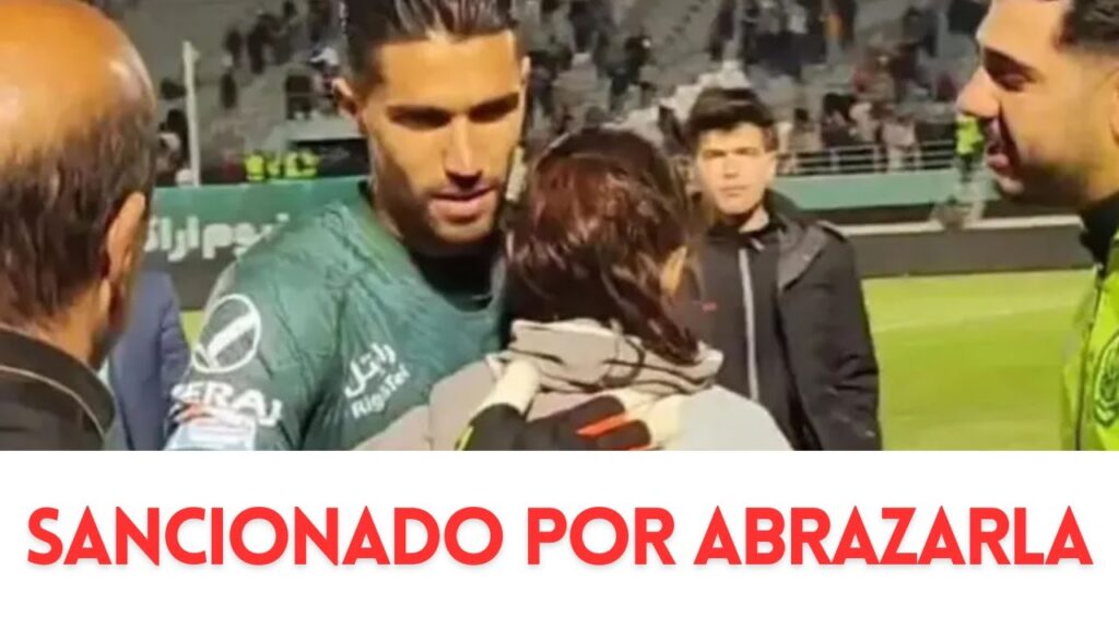 El portero Hossein Hosseini recibió una sanción por abrazar a una seguidora