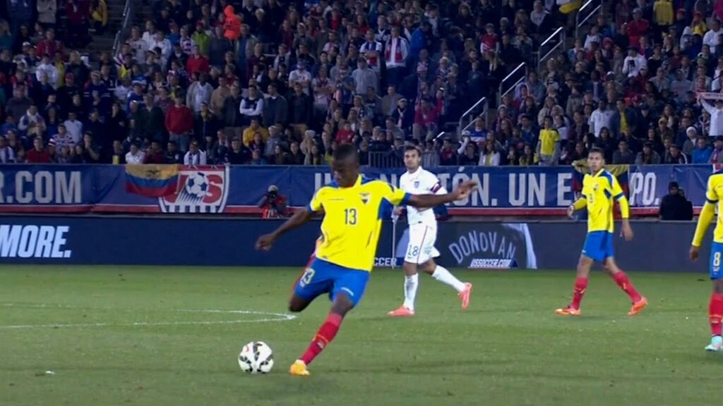 MNT vs. Ecuador: Enner Valencia Goal - Oct. 10, 2014