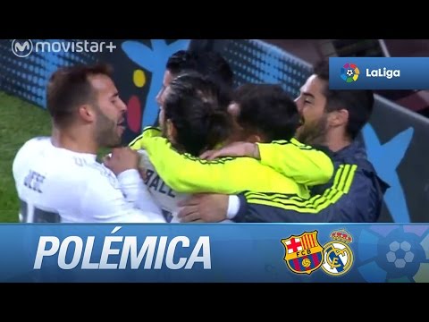 Polémica: Gol anulado a Bale por falta sobre Jordi Alba Polémica: Gol anulado a Bale por falta sobre Jordi Alba