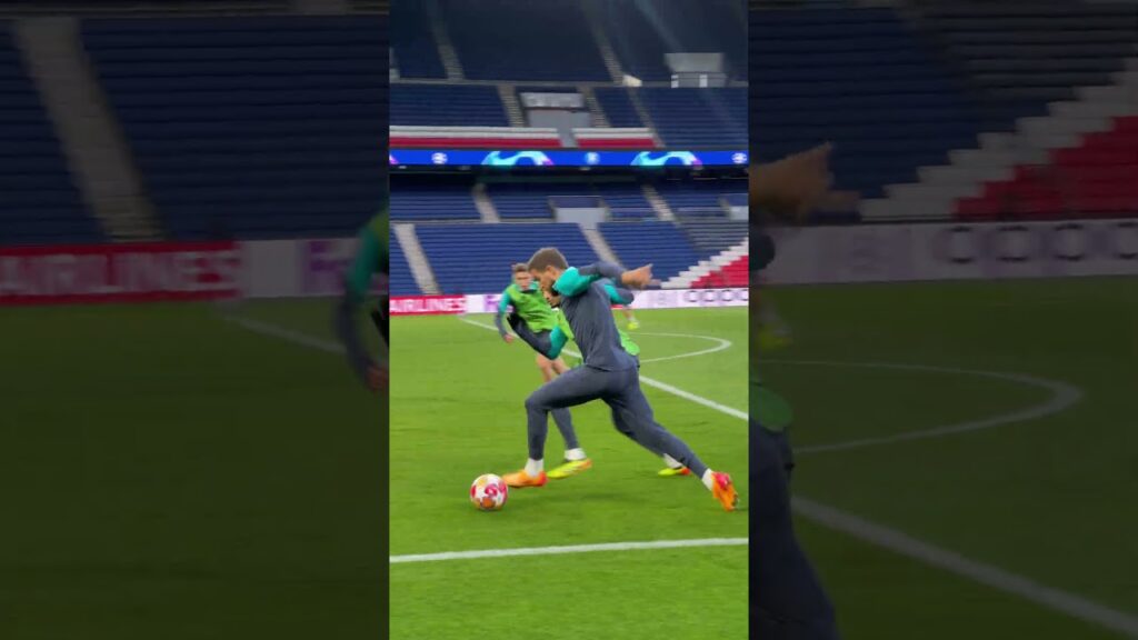 Call him Gündogoal! ☎️  #fcbarcelona #barca #gundogan #golazo #championsleague #shorts