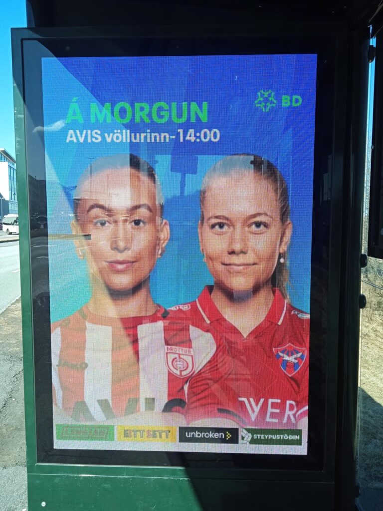 Women's football promoted on bus stops in Iceland