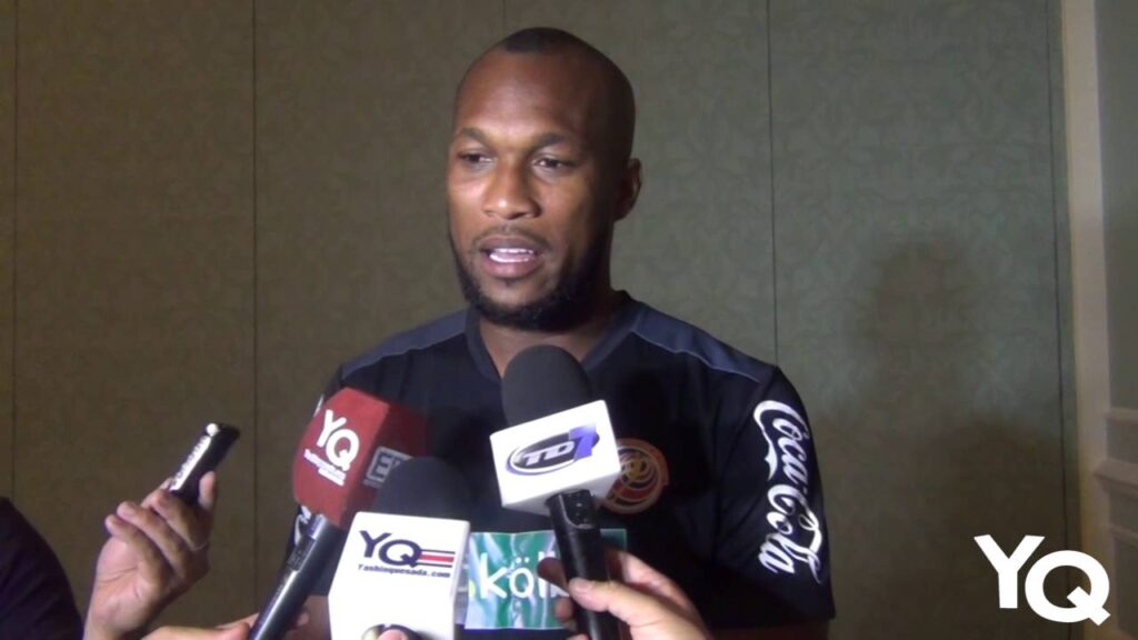 Kendall Waston sobre el calor