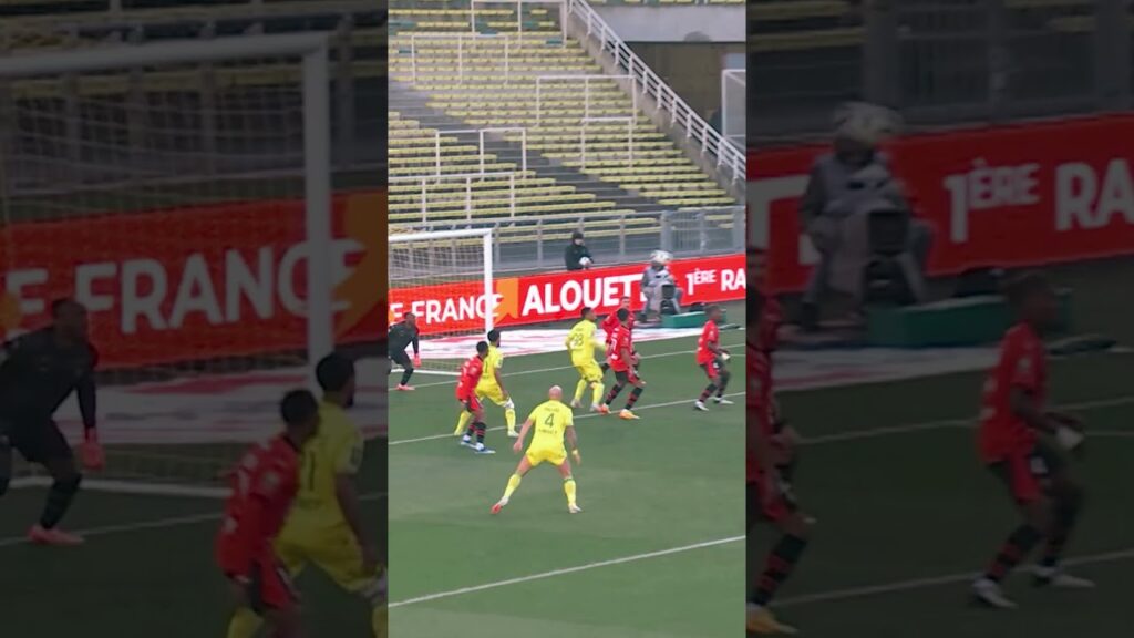 🤯 L'arrêt 𝑷𝒉𝒆́𝒏𝒐𝒎𝒆́𝒏𝒂𝒍 👑 du 10e joueur le + capé de l'histoire de @Ligue1UberEats Steve Mandanda 🧤