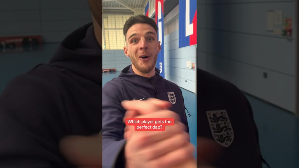 Which player has the perfect dap? 🤝