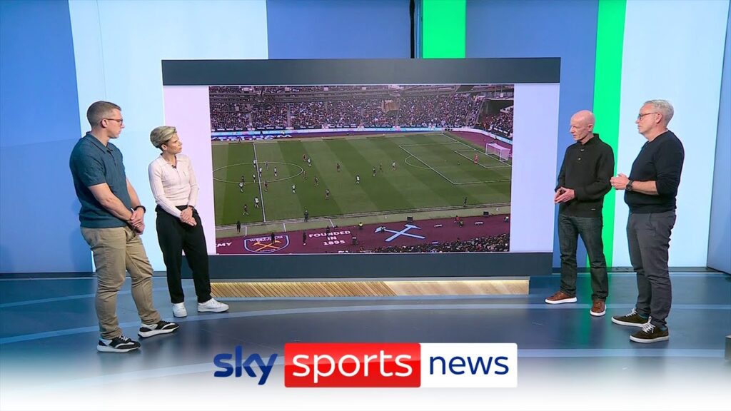 Ref Watch: Why was Cody Gakpo prevented from scoring? | "It's a mess!"