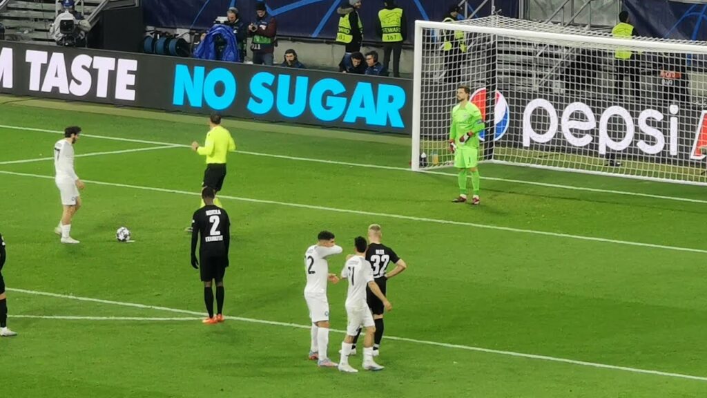 Frankfurt vs. Napoli I Kevin Trapp penalty save vs. Kvaratskhelia I Champions League Feb 23
