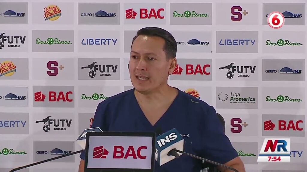 Kendall Waston tuvo una exitosa semana luego de entrenar al 100%