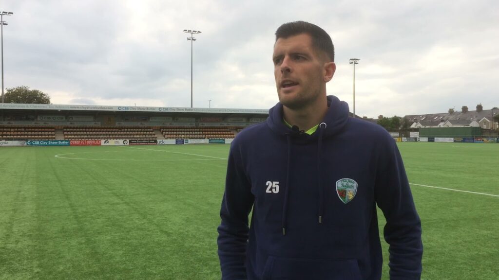 Connor Roberts’ penalty save secures the JD Welsh Cup victory against Carmarthen Town
