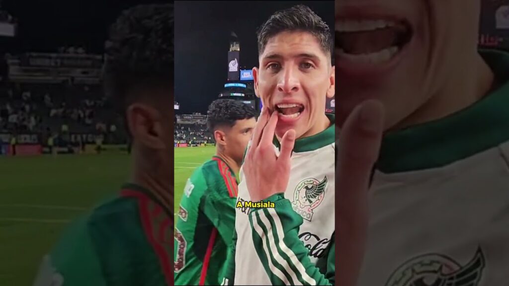 Le piden la camiseta a Edson álvarez pero... #shorts #seleccionmexicana