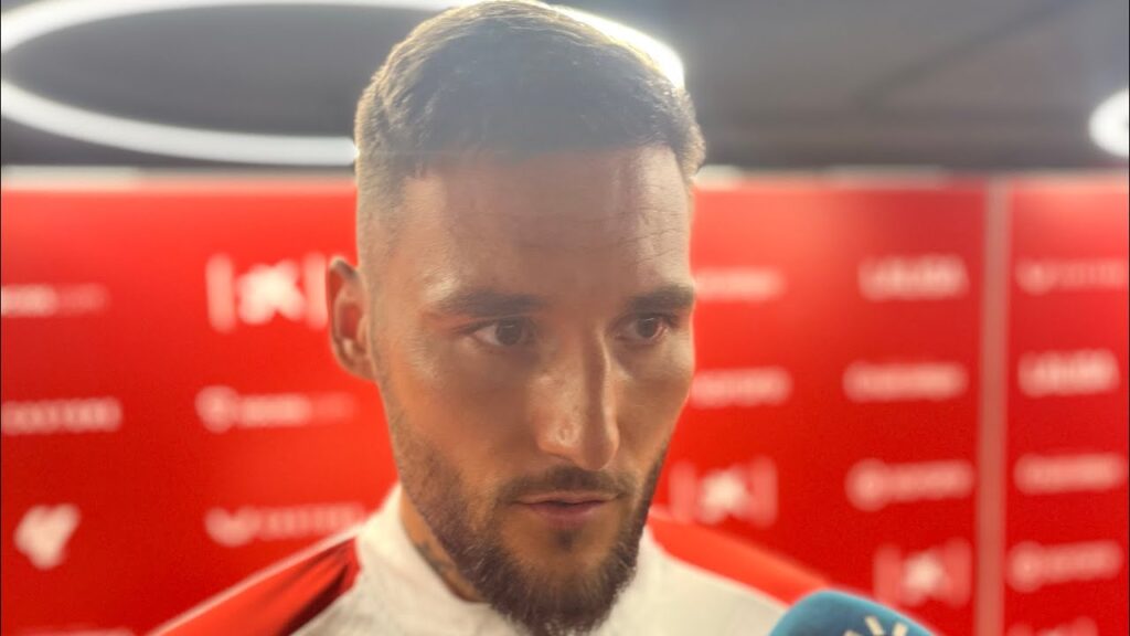 Nemanja Gudelj en zona mixta tras la derrota del Sevilla 1-2 ante el Celta