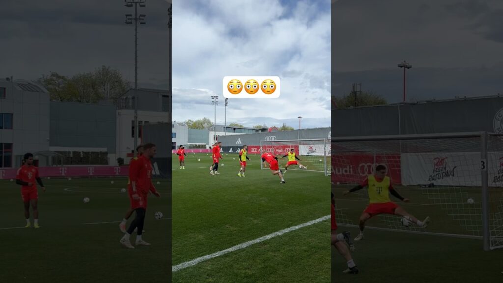 Is this Jamal Musiala or Manuel Neuer? 🧐🧤