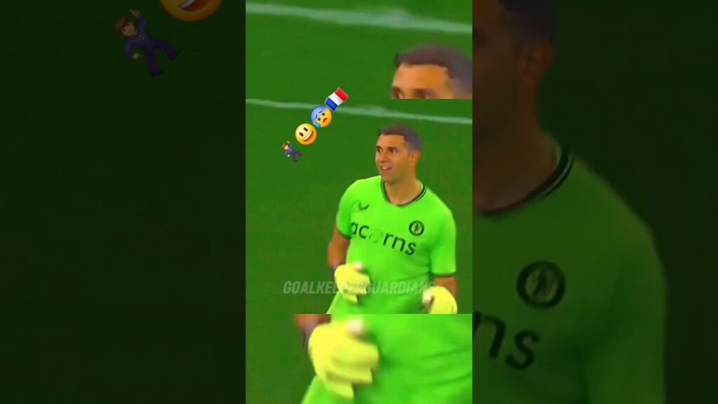 Emiliano Martínez dance again 🕺 in Lille/France 🇫🇷 #football #goalkeeper #astonvilla #dance #shorts